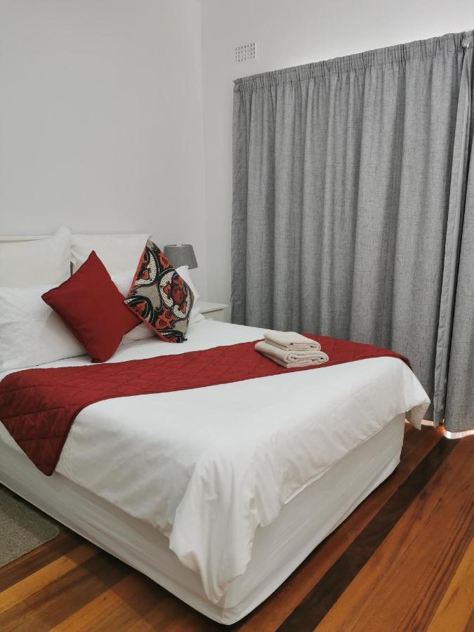 Ballina Ga-El Guesthouse พอร์ตเอลิซาเบธ ภายนอก รูปภาพ